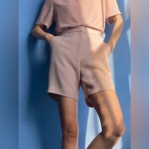NWT Aritzia Babaton, Borna Trouser Short in Fawn Pink, Size 00